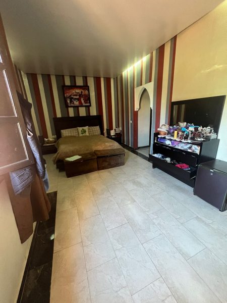 Chambre dans une villa à vendre à Marrakech