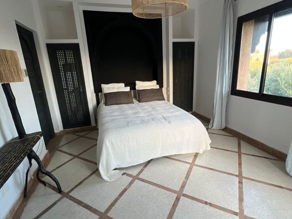 Chambre à coucher d'une villa à louer à Marrakech