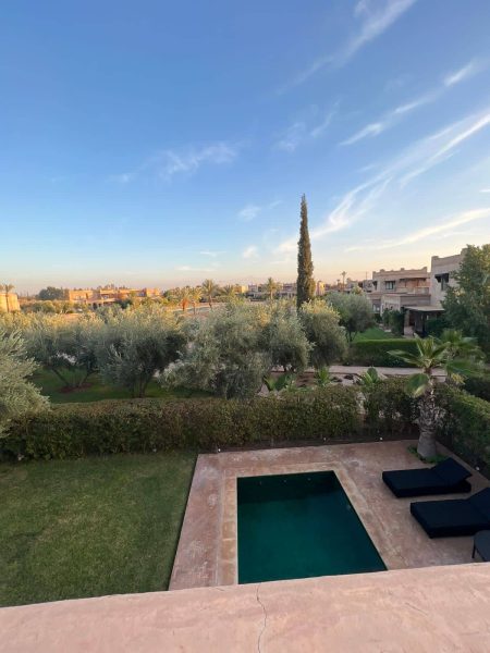 Piscine d'une villa à louer à Marrakech