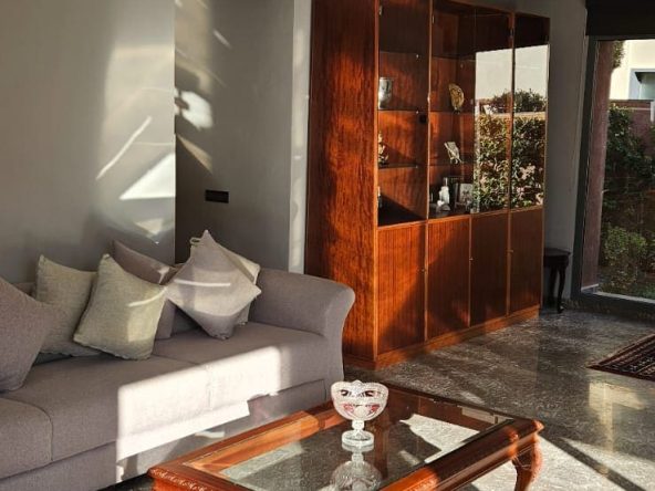 Salon d'une villa à louer à Marrakech